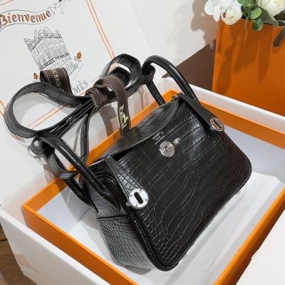 wholesale quality hermes lindy mini 19 matte alligator noir phd  